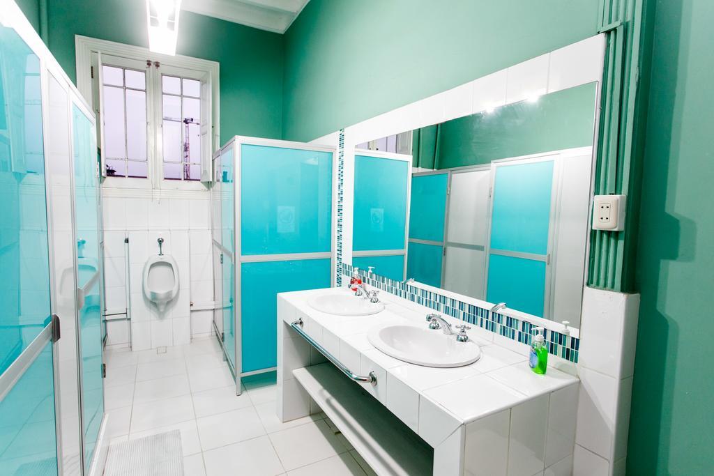 Habitación Familiar con baño compartido