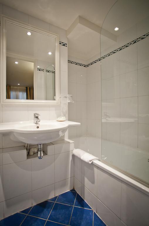2 Habitaciones Dobles adyacentes