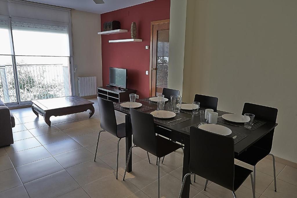 Three-Bedroom Apartment,59353543:JPEG