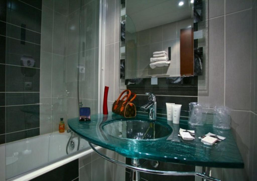 Triple Room,314979369:JPEG