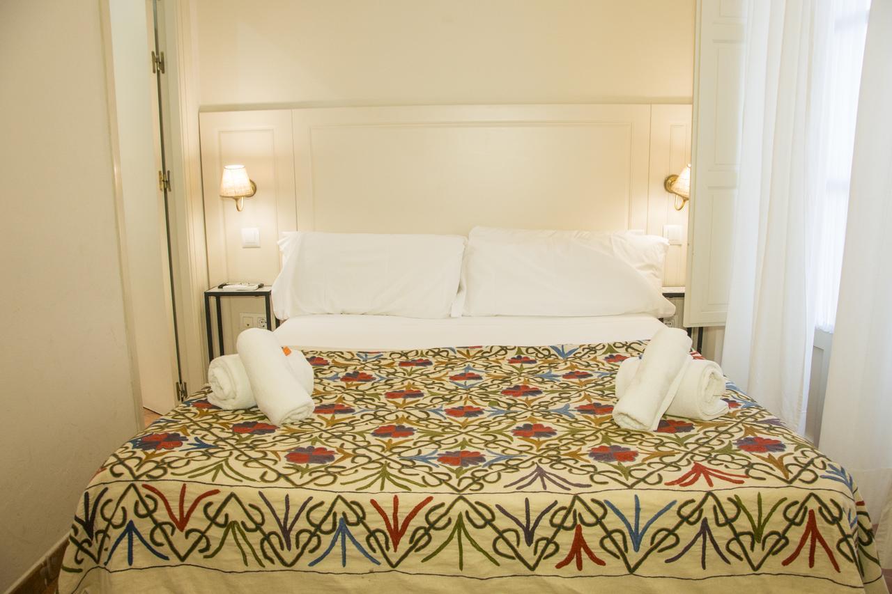 Double or Twin Room,679077408:JPEG