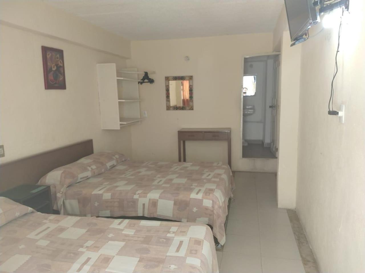 Habitación Doble Estándar con 2 camas dobles