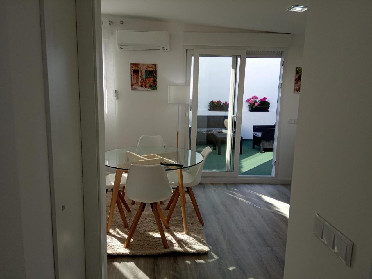 Apartamento con terraza