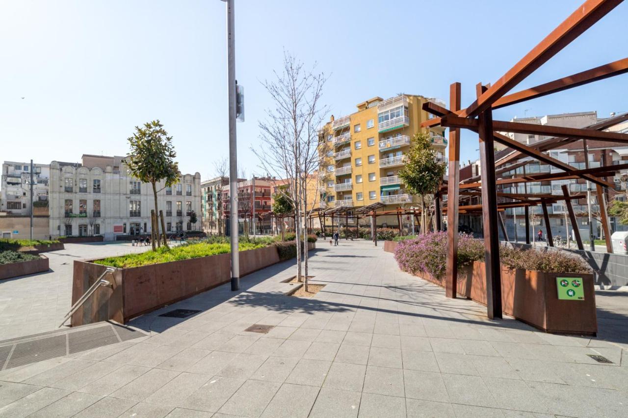 Apartment with Balcony,1626388288:JPEG