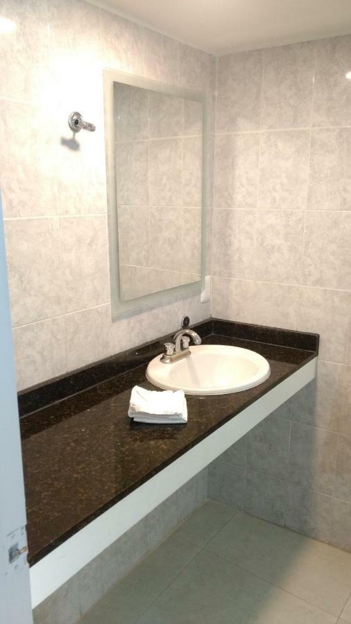 Standard Suite,785252466:JPEG