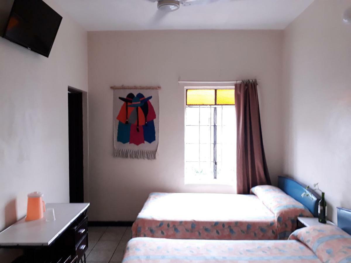 Basic Triple Room