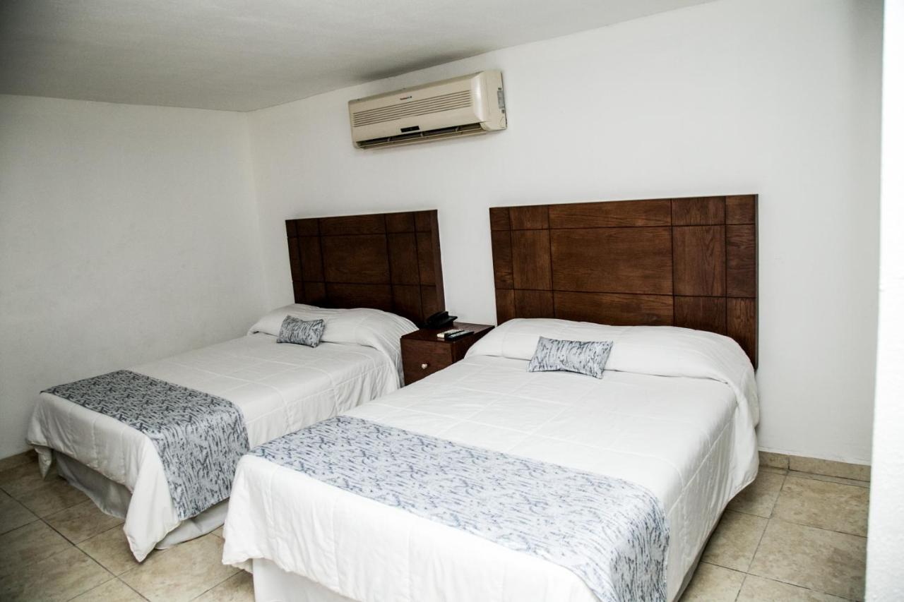 Standard Double Suite,913322398:JPEG