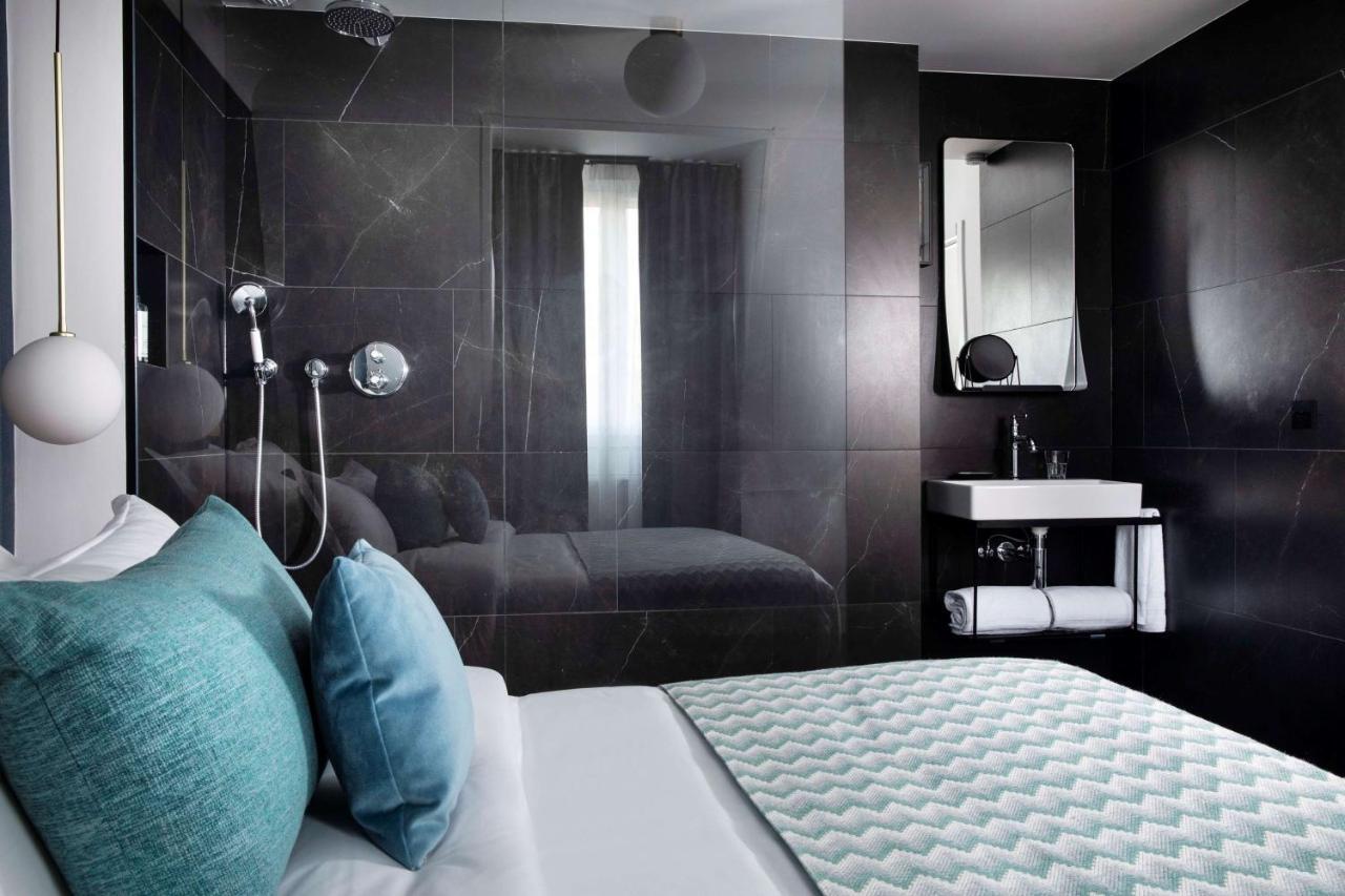 Suite 46