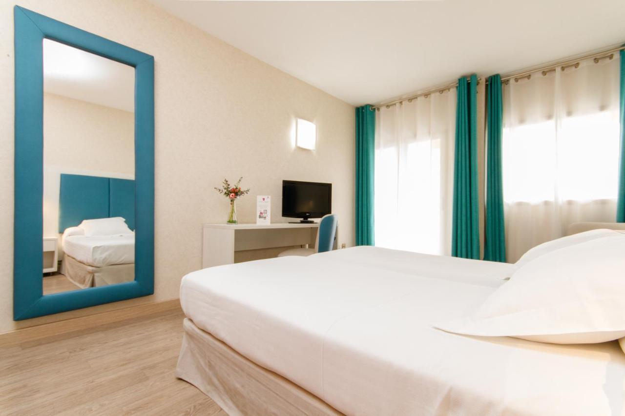 Habitación Doble Superior (2 adultos + 1 niño)