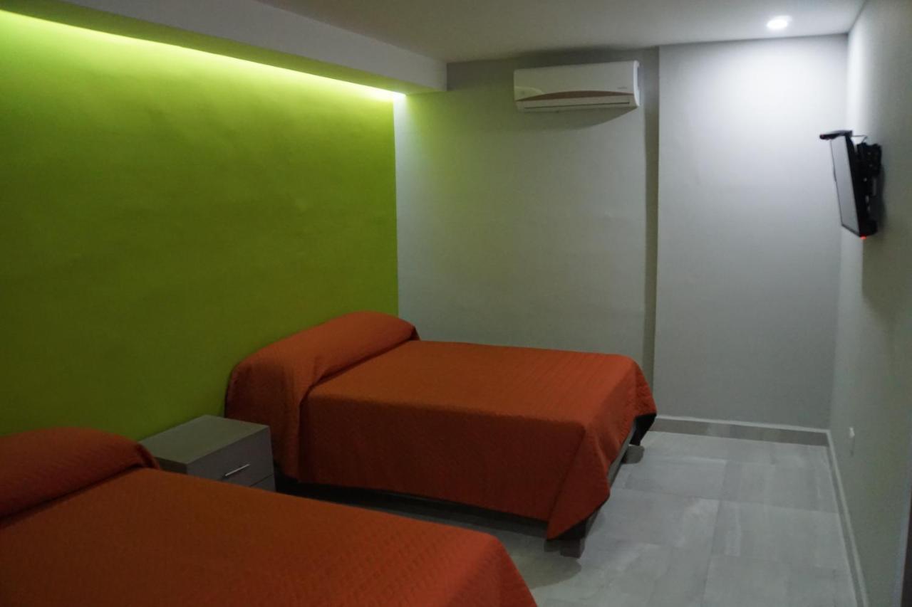 Twin Room,975629701:JPEG