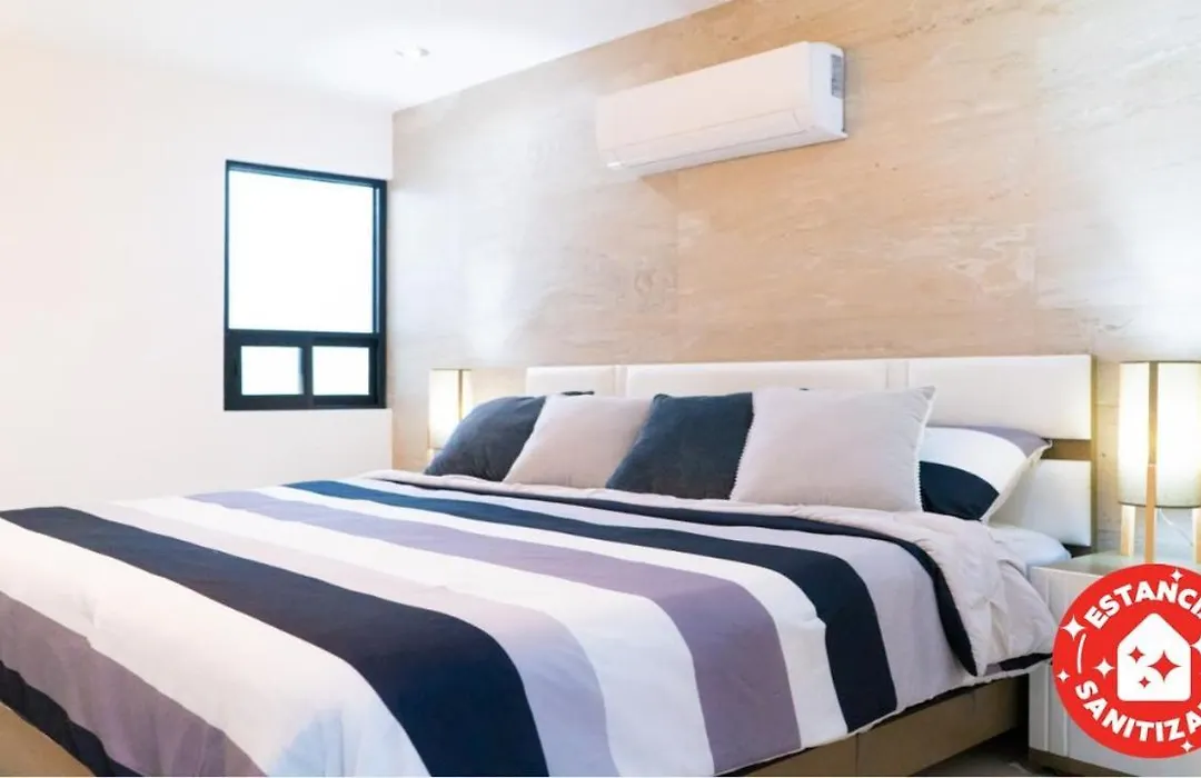 Econosuites Fundidora-1