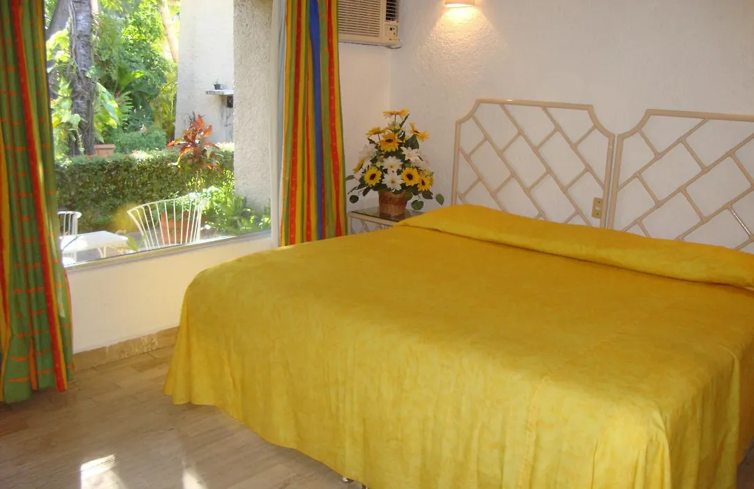 Sands Acapulco Hotel & Bungalows-1