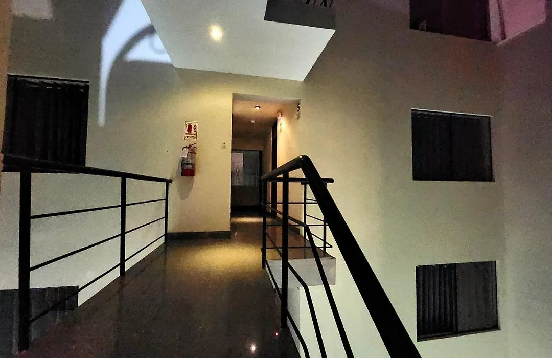 Hostal Imh-1