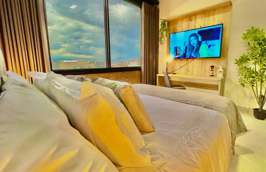 Apartamento en Laurels Medellín-1