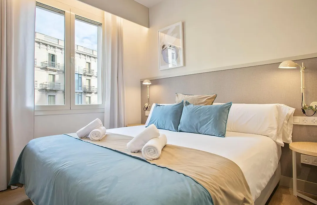 Fisa Rentals Ramblas Apartments-1