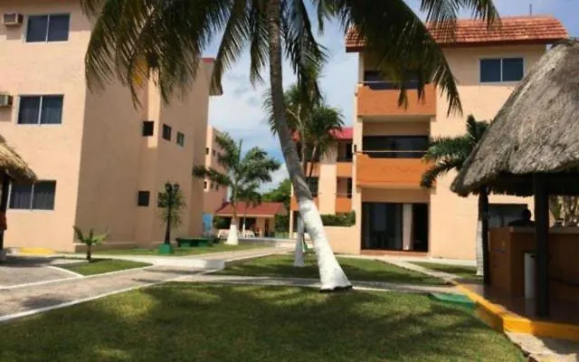 Royal Lagoon Room-1