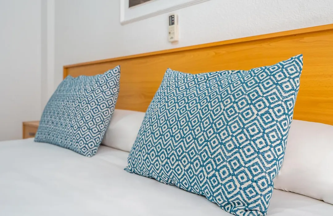 Hostal Rr Feria By Beleret-1