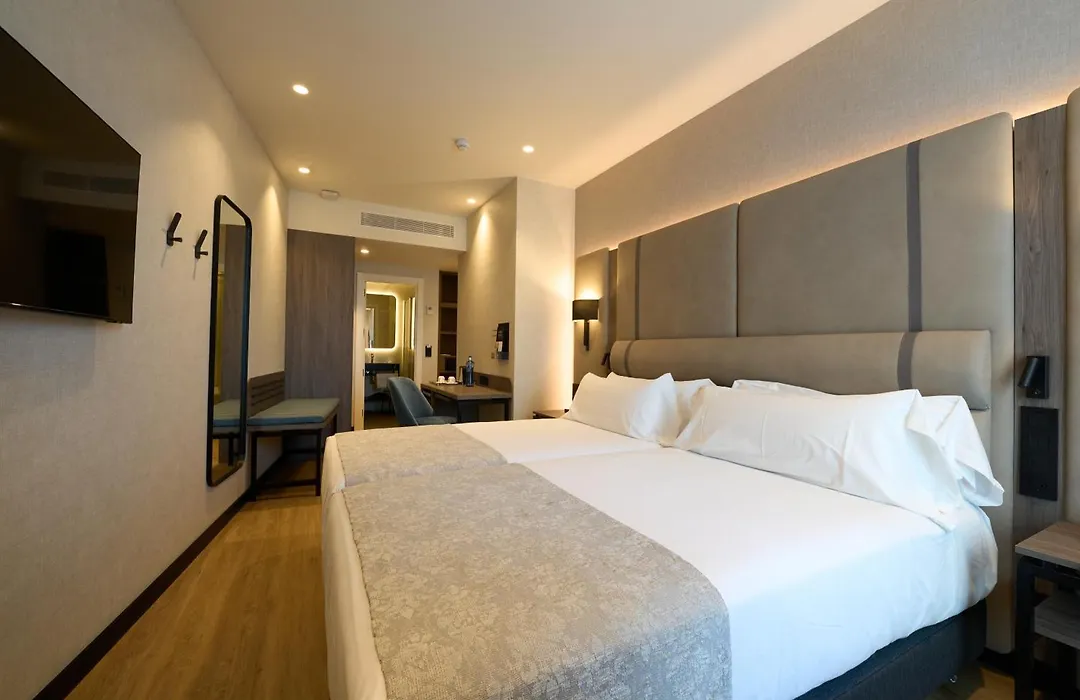 Catalonia Portal De L'Angel-1