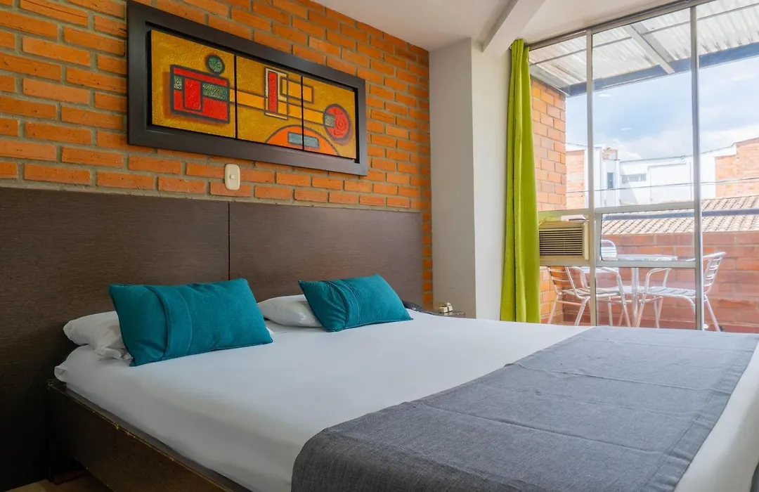Hotel Casa Blanca Laureles-1
