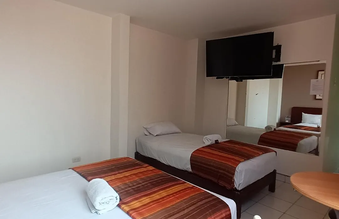 Hostal Jazmines-1