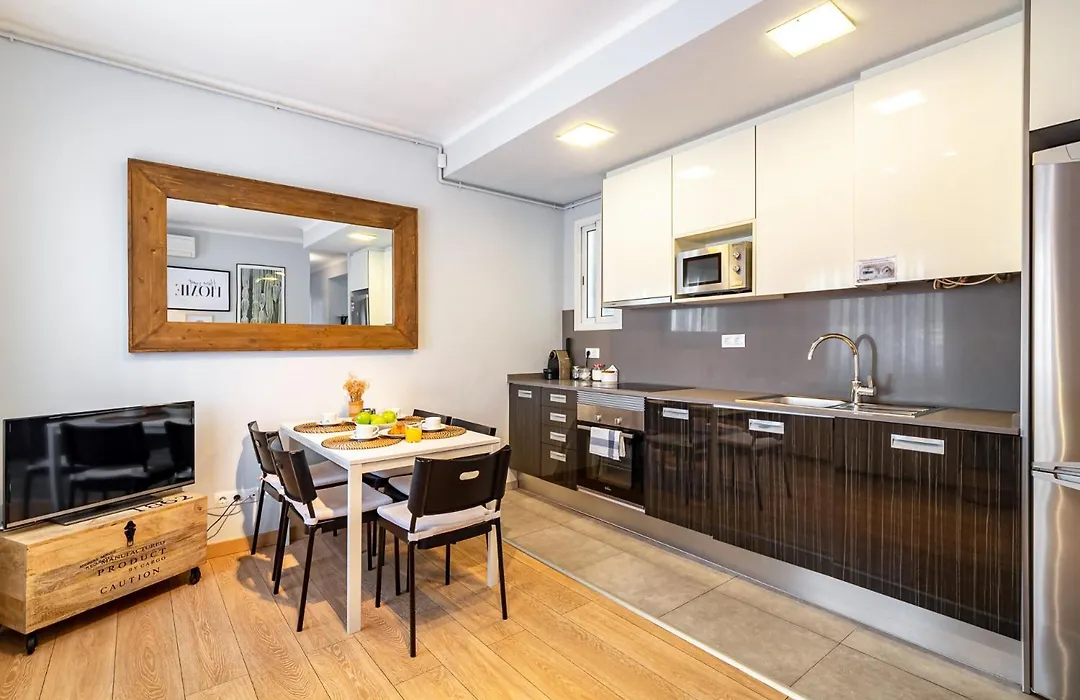 Flaugier Apartments-1