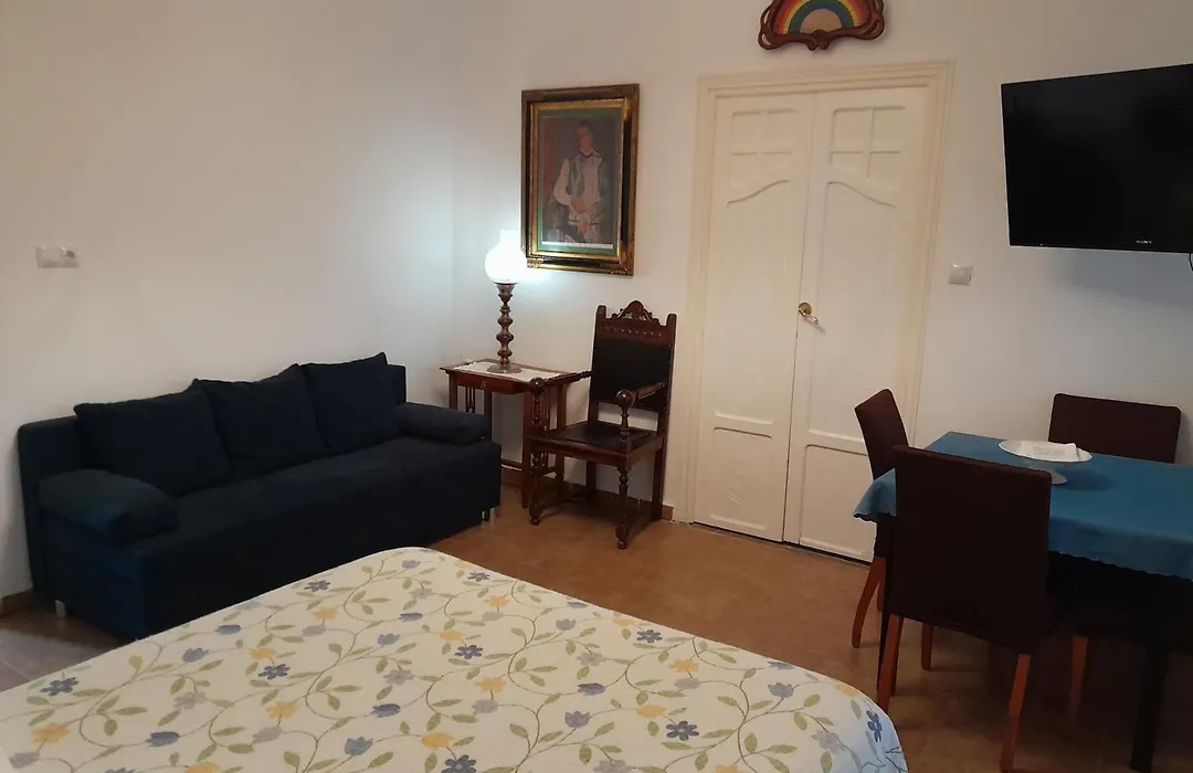 Antonio Guesthouse Alicante-1