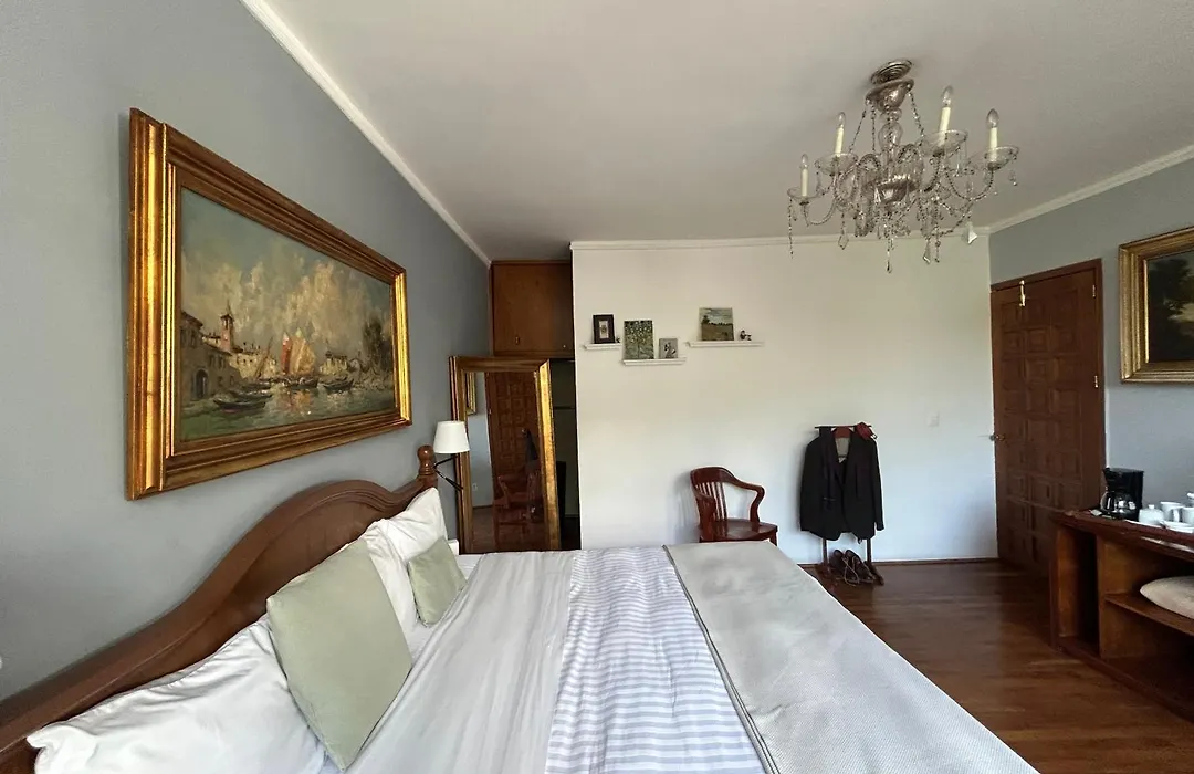 Lindas Suites Eugenio Sue-1