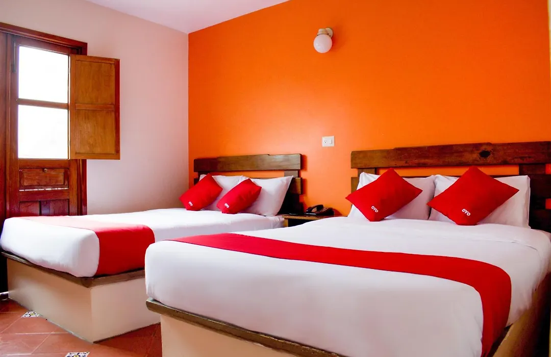Oyo Hotel Museo-1