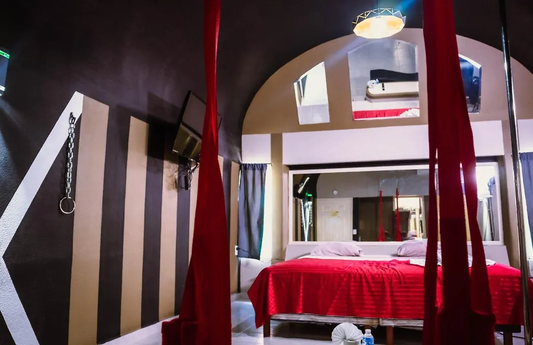 La Selva Auto Hotel Adults Only-1
