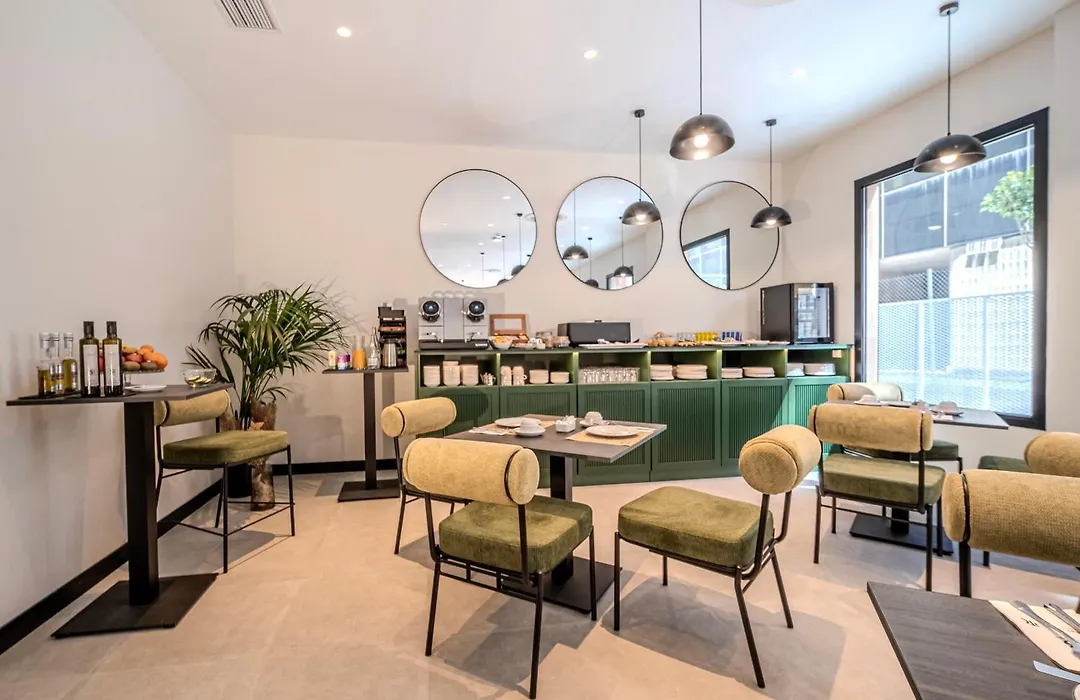 Itc Madrid By Soho Boutique-1