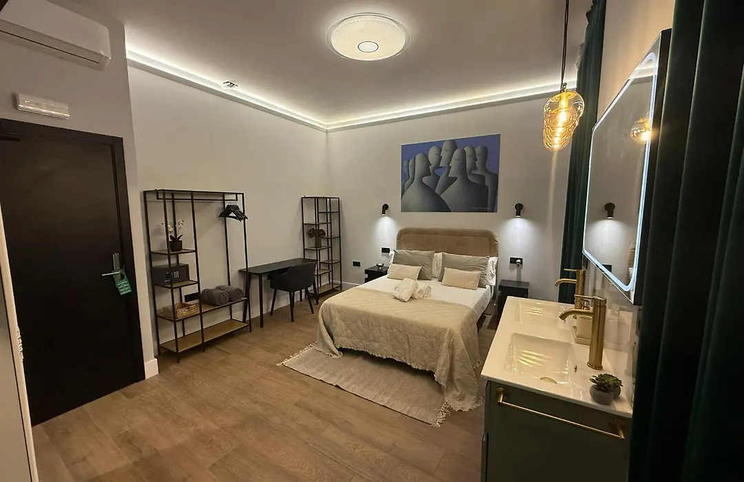 Ventura Luxury-1