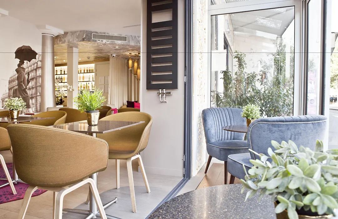 Hotel Eiffel Segur-1