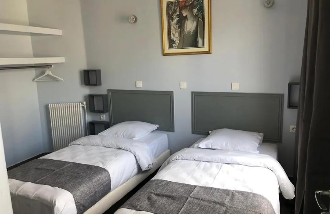 Hotel Clauzel Paris-1