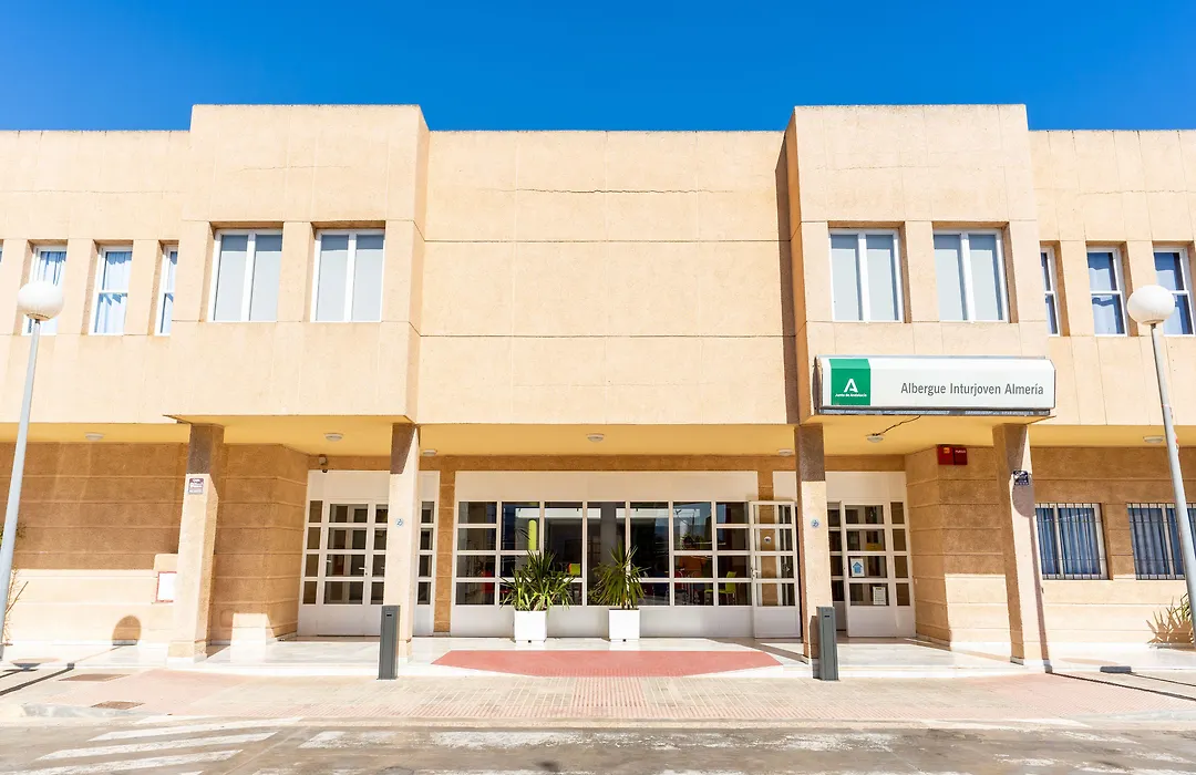 Albergue Inturjoven Almeria-1