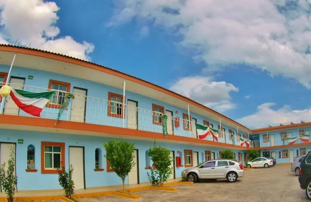 Hotel Plaza Bandera-1