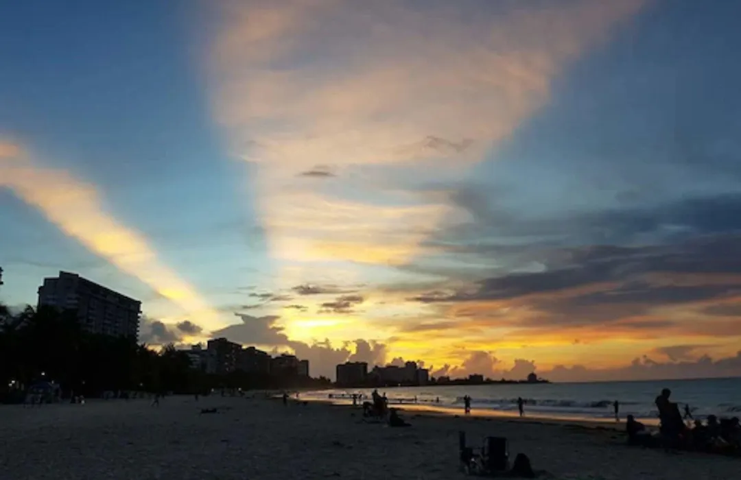 Nomada Urban Beach Hostel- Calle Loiza-1