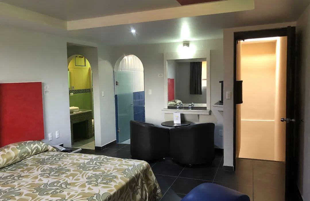 Hotel&Villas 7-1