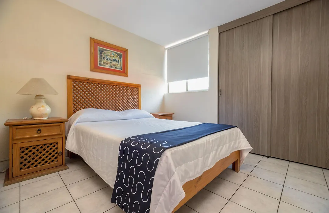 Suites Navata-1