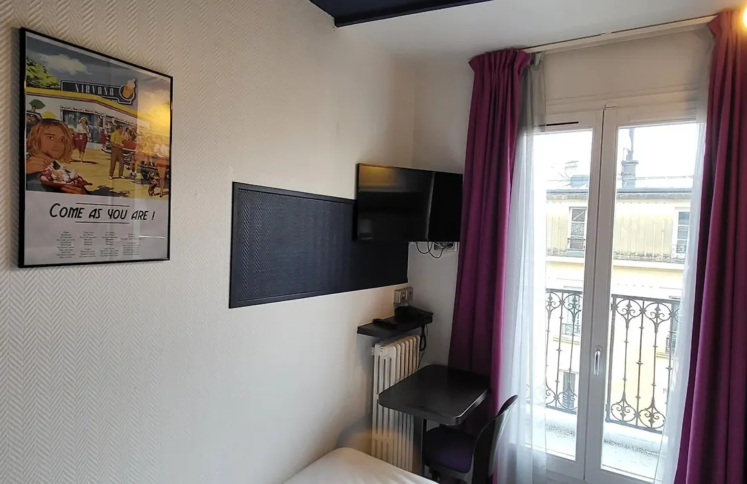 Accueil Hôtel Paris Pigalle Montmartre - Hôtel rénové-1