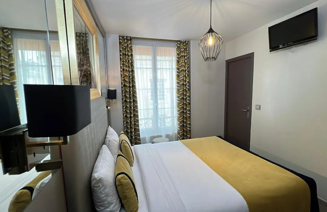 Pratic Hotel-1