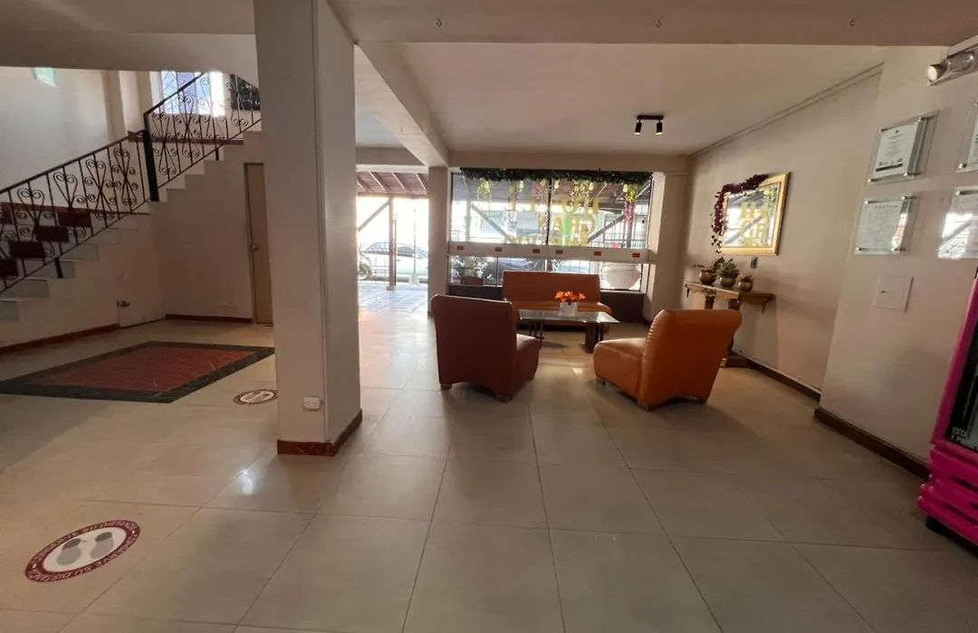 Hotel Gran Imperio-1