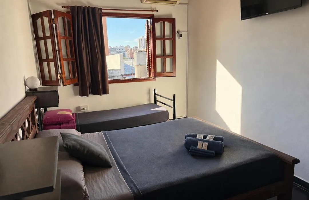 Güemes Hostel Cordoba-1