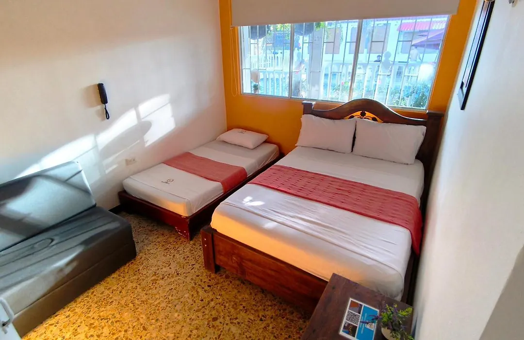 Hotel Maceo Melgar-1