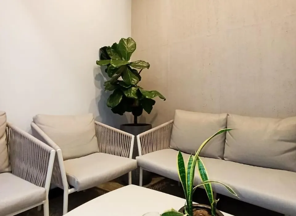 Serenzza Hotel-1