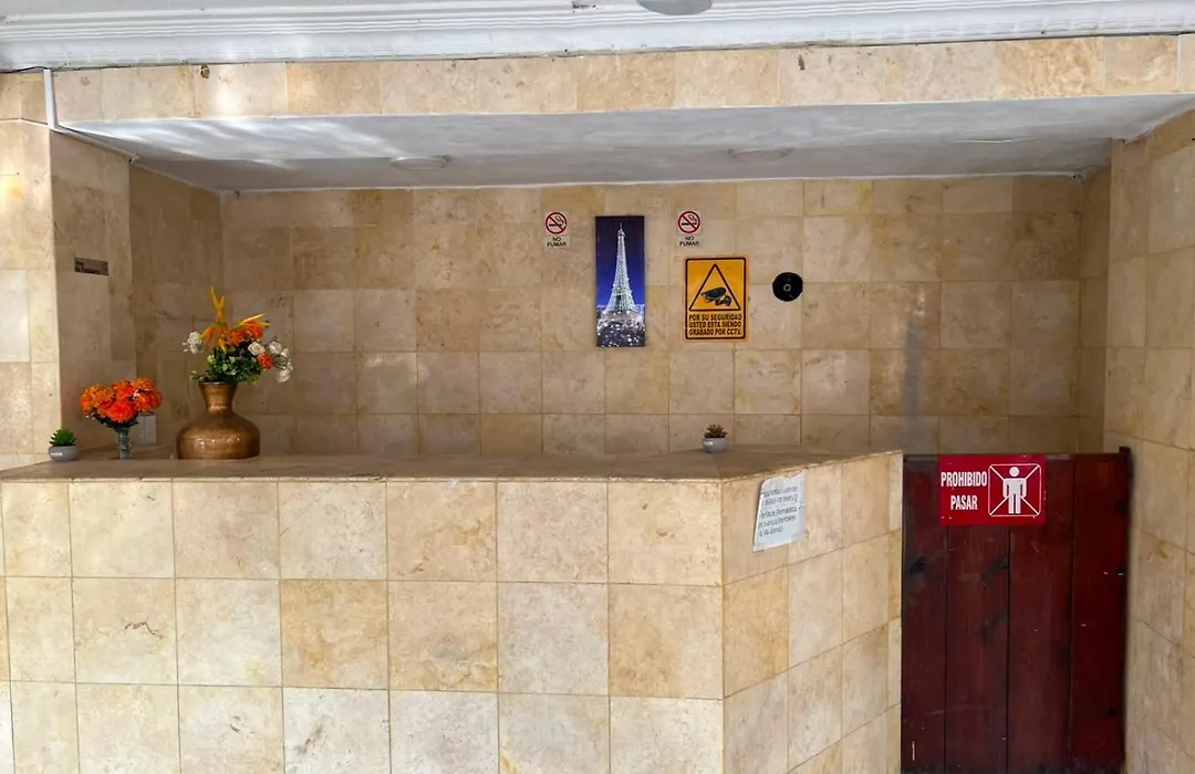 Casa de huespedes LOS SANTOS-1
