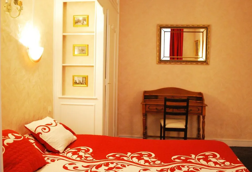 Hotel Avenir Jonquiere-1