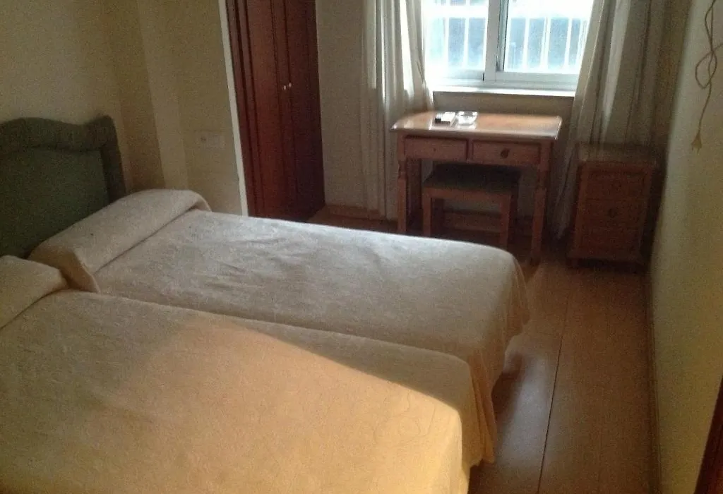 Hostal La Redonda-1