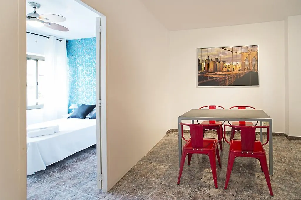 Gran Via Guesthouse-1