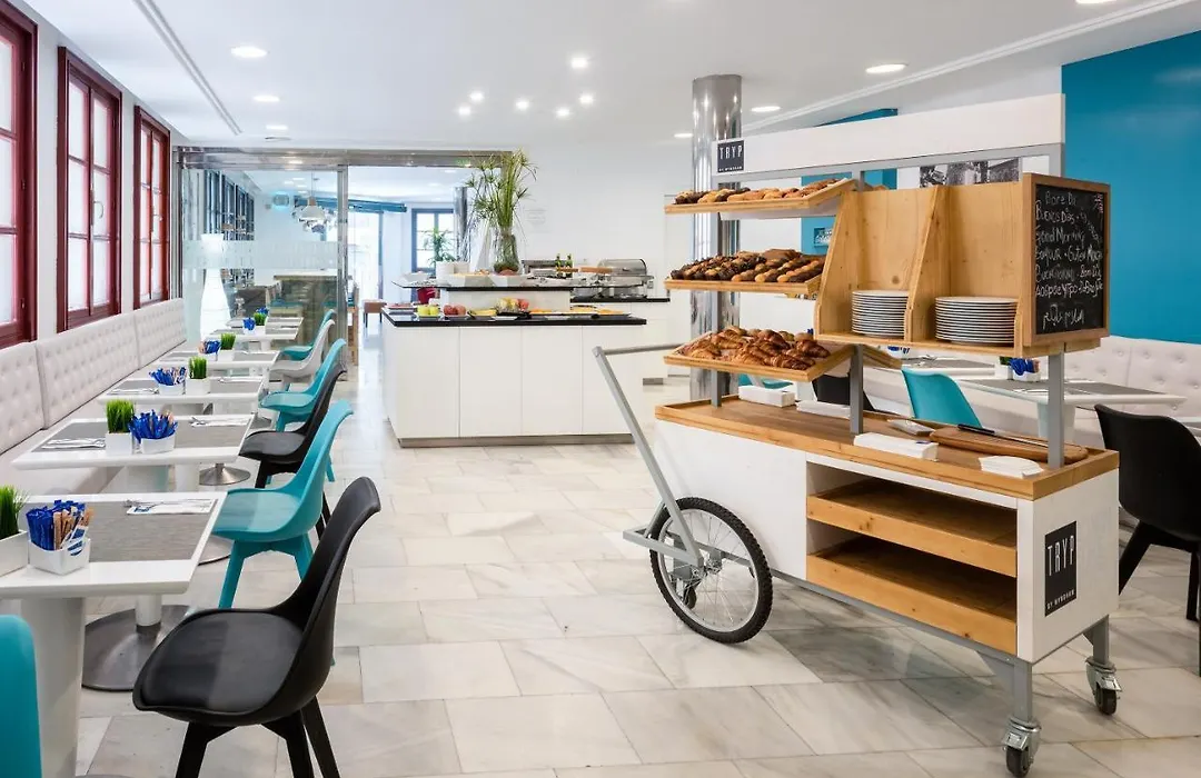 Tryp Ciudad de Alicante Hotel-1