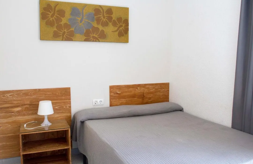 Hostal Ancora-1